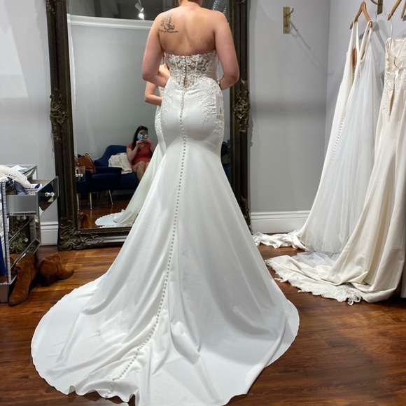NEW! Maggie Sottero Wedding Dress - Aubrey Ivory